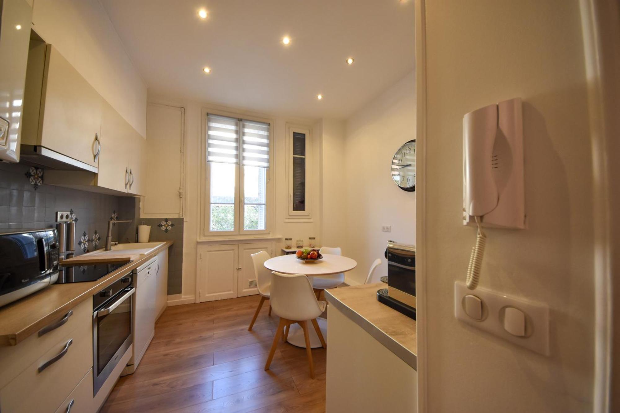 Appartamento Bourgeois 3ch, 2sdb, Terrasse 70m2, Palais A 400m Cannes