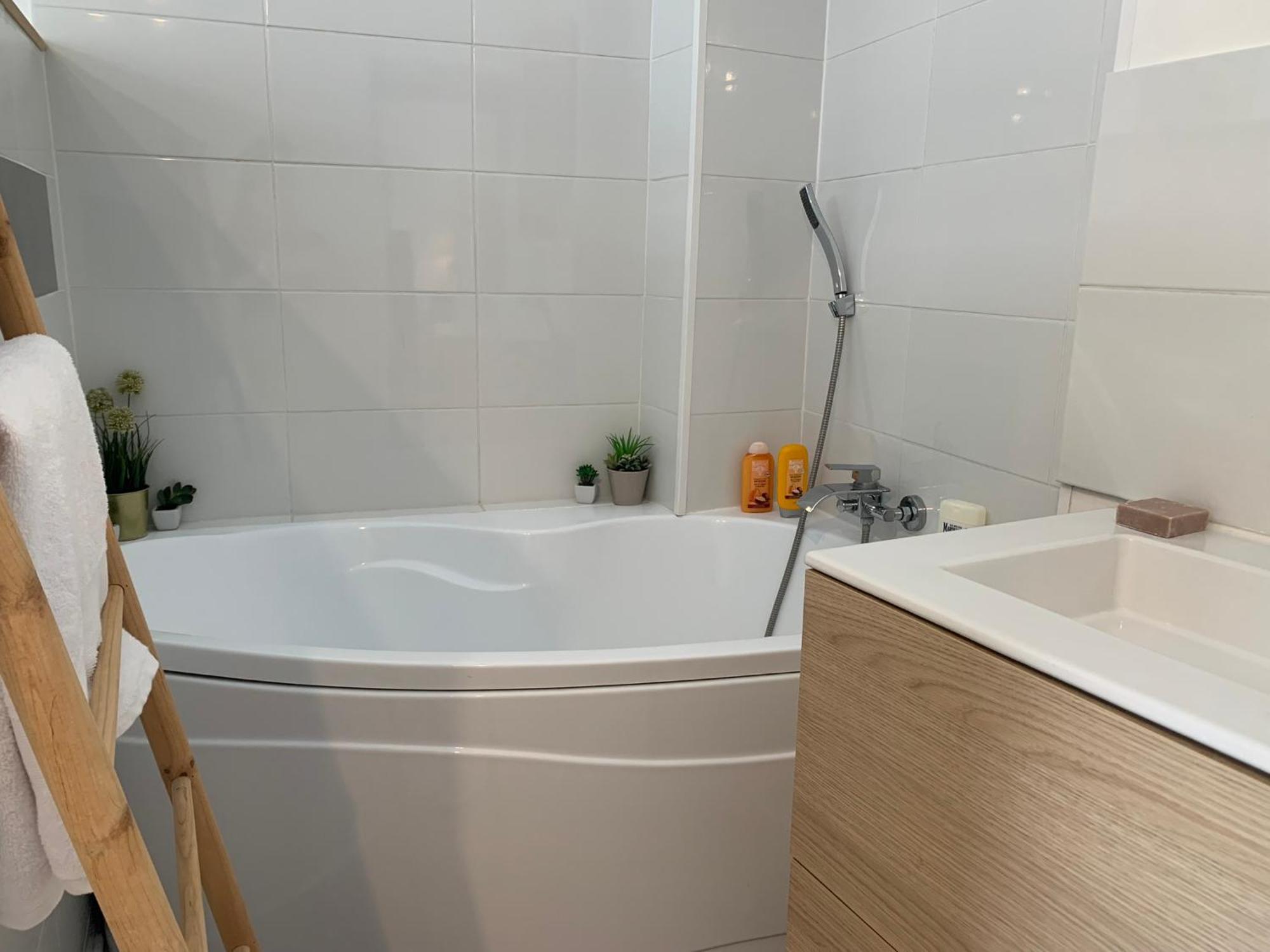 Appartamento Bourgeois 3ch, 2sdb, Terrasse 70m2, Palais A 400m